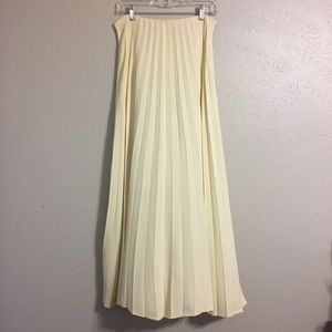 VINTAGE cream maxi skirt